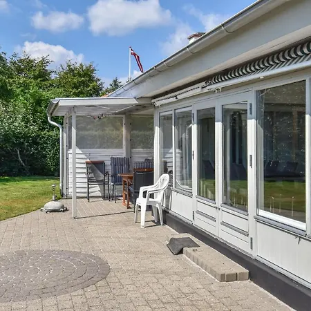 4 Bedroom Cozy In Tarm