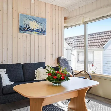 4 Bedroom Cozy In בית נופש *