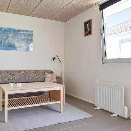 4 Bedroom Cozy In
