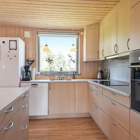 Nydelig Hjem I Med Badstue Feriehus *