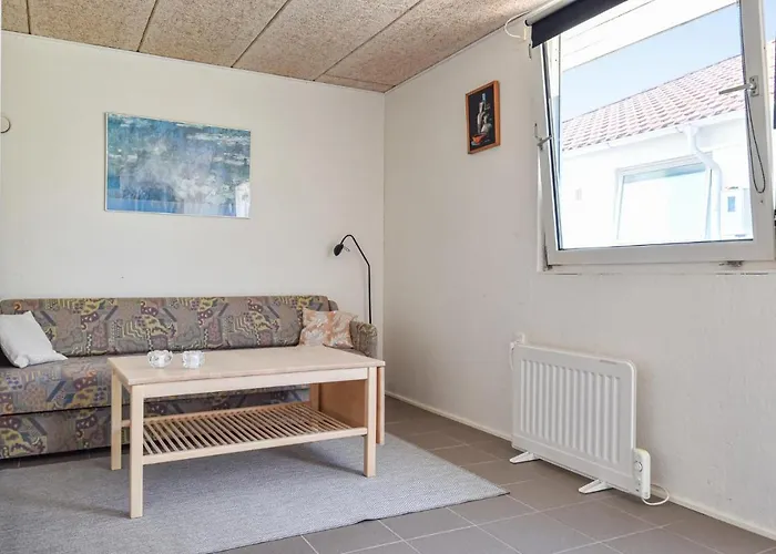 4 Bedroom Cozy In